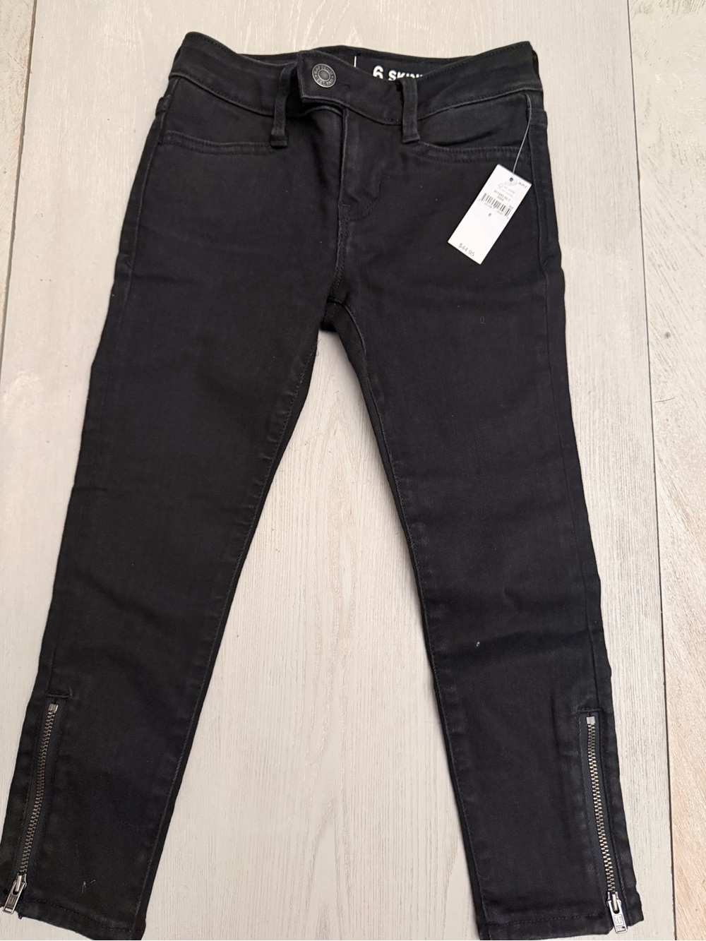 Gap Kid's Skinny Zip-Hem Jeans in Black